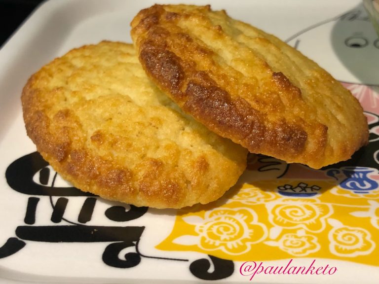 VALKOSIPULILEIPÄSET