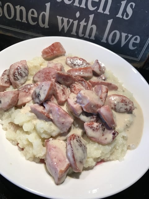 KERMAINEN MAKKARAKASTIKE JA KUKKAKAALIMUUSI